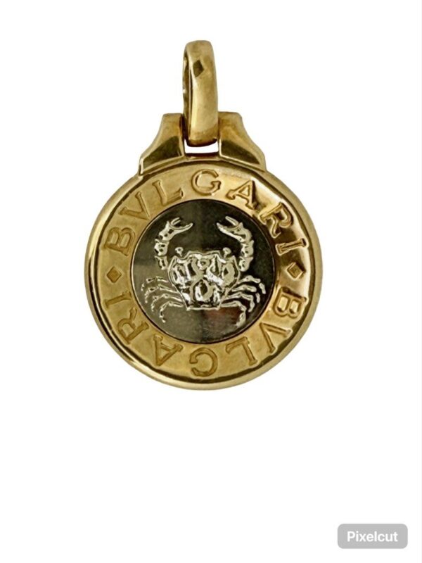bulgari_gold_pendet_1792823649_d93f14f4_progressive